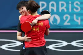巴黎奥运会 | 夺冠后，陈梦拥抱孙颖莎时悄悄说……图片