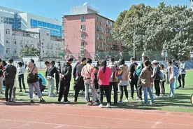 从业者良莠不齐，校外体育培训“野蛮生长”乱象多图片