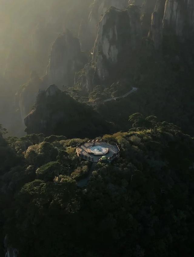 千万博主打卡上饶晒秋，独特“秋俗”引媒体关注，你还不来“晒”？