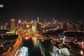 “嘛都有”！夜游海河来偶遇一场“桥边音乐会”图片