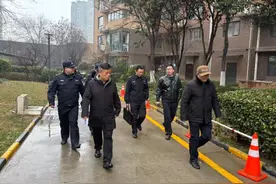 西安市灞桥区席王街道开展隐形变异培训机构治理“春雷行动”图片