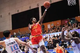 话题｜CBA常规赛第三阶段即将打响 四外援成为强队“标配”图片