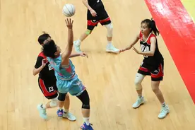 篮筐会移动的“小篮球”？来看这群湖南女孩怎么玩图片