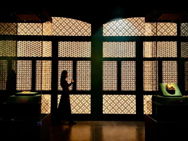 闵博新展倒计时2天，文创、出片、市集……都怎么逛？我们先替你去了！