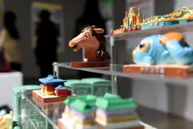 两天售罄！圆明园马首铜像冰箱贴成爆款，“小文创”如何硬控年轻人？图片