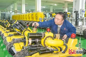 劳动者之歌｜孙宁：把特种机器人变成“全能战士”图片