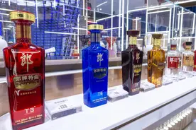 郎酒试行准公司制度，青花郎、红花郎和兼香事业部更独立、自主权更大图片