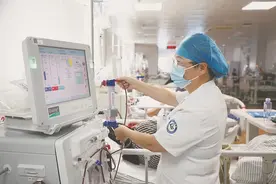 织密城乡血液透析服务网格图片