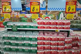 低至0.73元/瓶，瓶装饮用水价格战又升级？图片