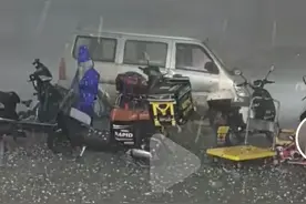 浙江义乌突降冰雹，车窗玻璃被砸穿！部门：下了三四十分钟，已提前发布预警图片