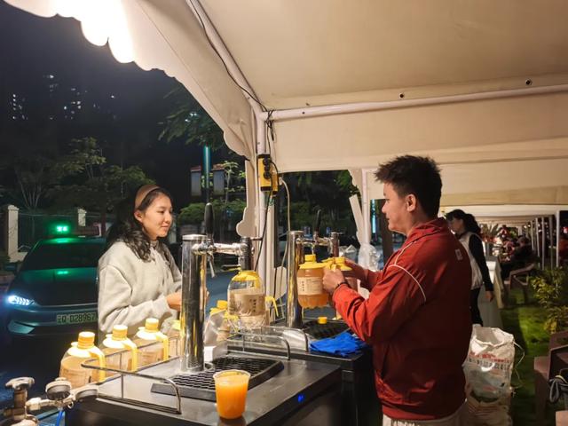 草果啤酒、傈僳族服饰......快来怒江这个市集打卡