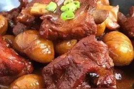 健康小站丨 霜降板栗，养胃又益气，中医推荐三种美味吃法图片