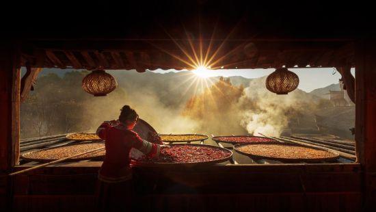 篁岭红叶 + 晒秋，定格人文自然之美