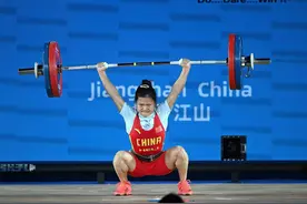 举重亚锦赛今日开赛 赵金红刷新世界纪录夺三金图片