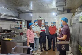 宜宾卫生学校开展食品安全专项检查 守护师生“舌尖上的安全”图片