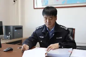 仲明睿：用爱岗敬业书写忠诚担当图片