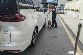 广交会期间，警方严打无人机“黑飞”并严查进场人员及车辆图片