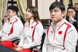 樊振东、唐钱婷等优秀运动员领公益保单，获终身保障图片