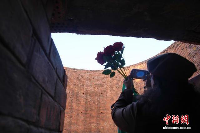 广西南宁：老油库“变身”工业风网红街区