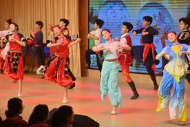 多彩开学第一课图片