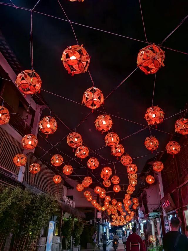 闵行首个光影节来啦！实景图比效果图还要美，就在……
