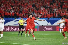 终结三连败！国足主场2-1拿下印尼，下轮将客战巴林图片