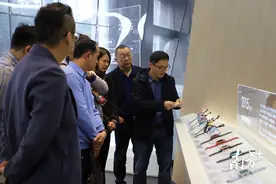 赋能品牌建设，松山湖“湾区名企行”走进小天才图片