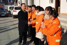 泰宁县领导看望慰问春节期间坚守一线干部职工图片