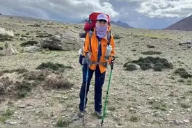 上海女孩独自徒步雪山失联十余天，至今无下落，家属重金30万求助→图片