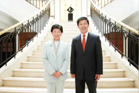 外交部军控司司长孙晓波与联合国副秘书长中满泉举行磋商图片