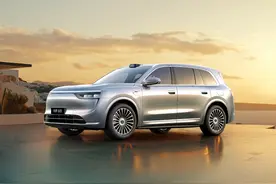 问界家族再壮大，鸿蒙智行新车问界M8预计4月上市图片