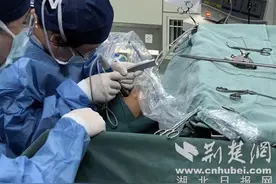十堰人医成功实施THRIVE全身麻醉下声带息肉切除术图片