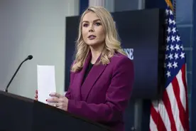 白宫新任新闻秘书举行首次简报会，DeepSeek“给美国敲响了警钟”图片