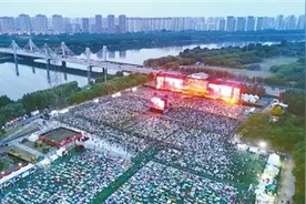 2025沈阳玫瑰音乐节火热开唱！打造专属沈阳的“音乐肖像”图片