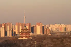 日落时分，一起来围观火红的太阳图片