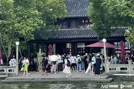 人均1002元！去年国内出游人次48.9亿花费4.9万亿图片