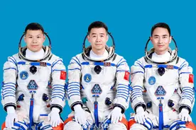 神舟十九号航天员乘组4月29日回家图片