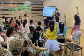 学法从娃娃抓起，身边的普法讲堂培养知法、懂法、守法好少年图片