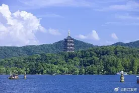 中秋国庆假期第一天 杭州西湖景区接待客流量24.95万人次图片