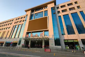 路在何方？十字路口的客运站：县城客运司机的苦恼与困惑图片