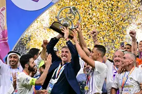 话题｜西亚金元足球起势 克雷斯波率艾因再夺亚冠冠军图片