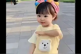 孤独的老年人，迷上AI合成短视频图片