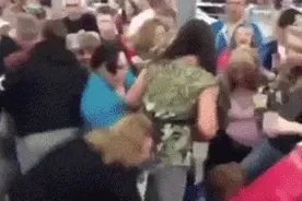 老外用什么电视？扒一扒黑五热销的电视产品图片