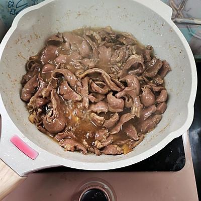 美食新滋味：好吃不腻的爆炒猪心