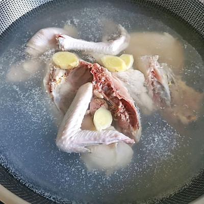 花胶焖鸡煲 花胶炆鸡煲