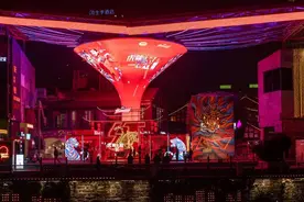 虎年新春即将到来 成都兰桂坊这只8米高的老虎请你来打卡图片