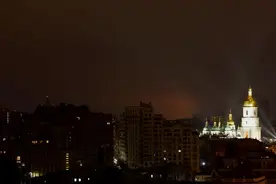 乌克兰外交部将俄方军事行动称为“战争行为”，俄国防部称乌军事基础设施已瘫痪图片