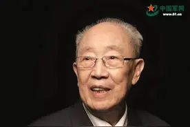 他的名字，写在《外科学》第一页第一行第一位图片