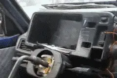 涨姿势！方向盘竟能暴露汽车故障！这些窍门你必须要知道图片