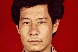 父亲负债离家失联20余载，儿子直播寻亲盼团聚图片